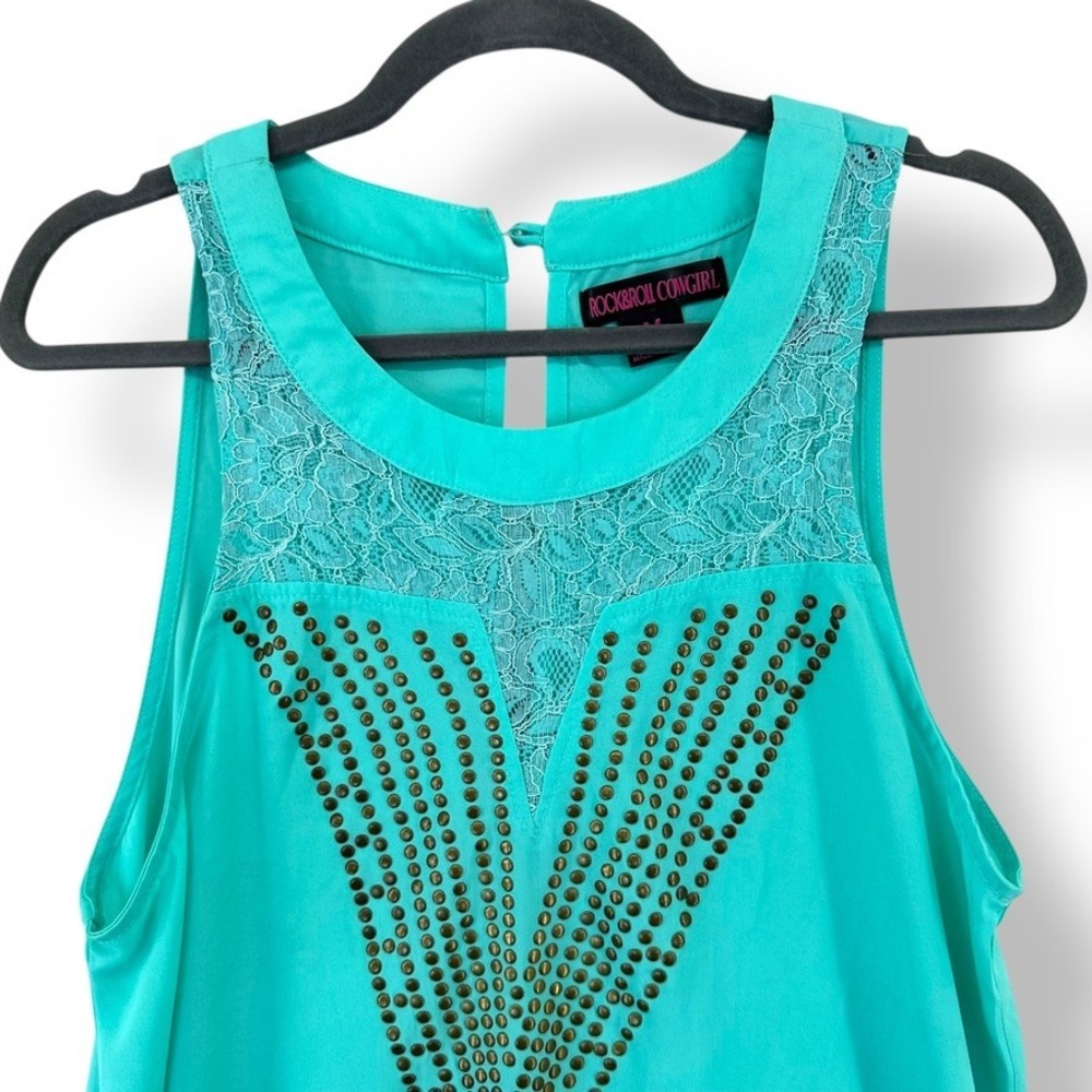 ROCK & ROLL COWGIRL Womens Medium Turquoise Lace Studded V-Neck Sleeveless Top